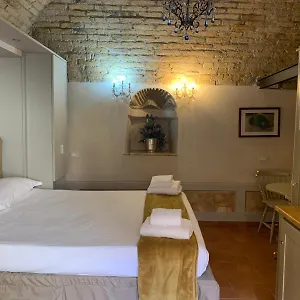 Domus Chiavari House Rome